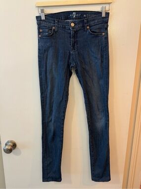 7 For All Mankind The Skinny Jeans - Size 26